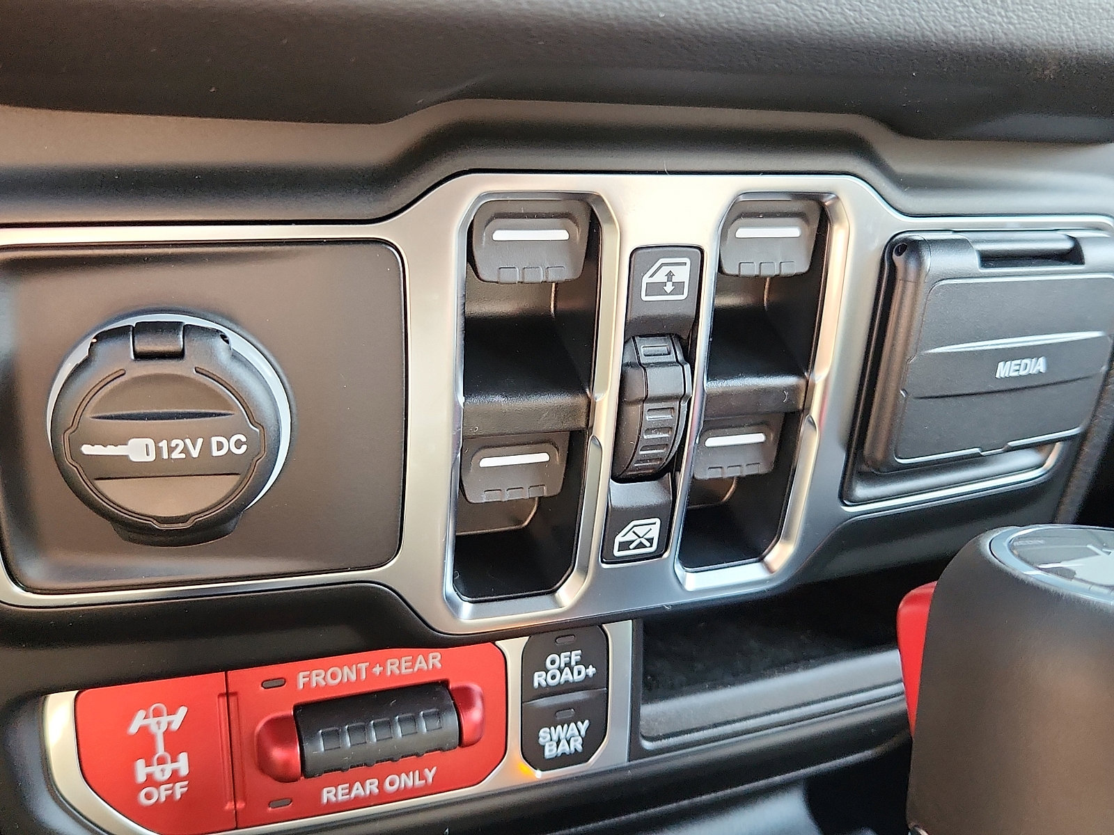 New 2026 Jeep Wrangler Unlimited Rubicon image 15