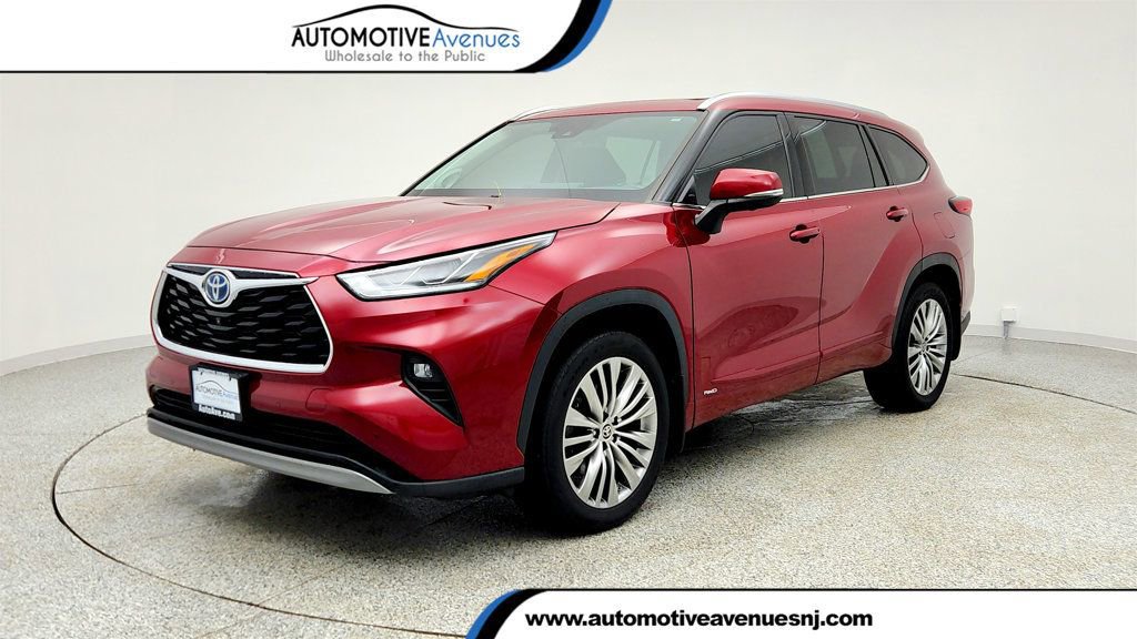 Used 2023 Toyota Highlander Platinum AWD/4WD video 1