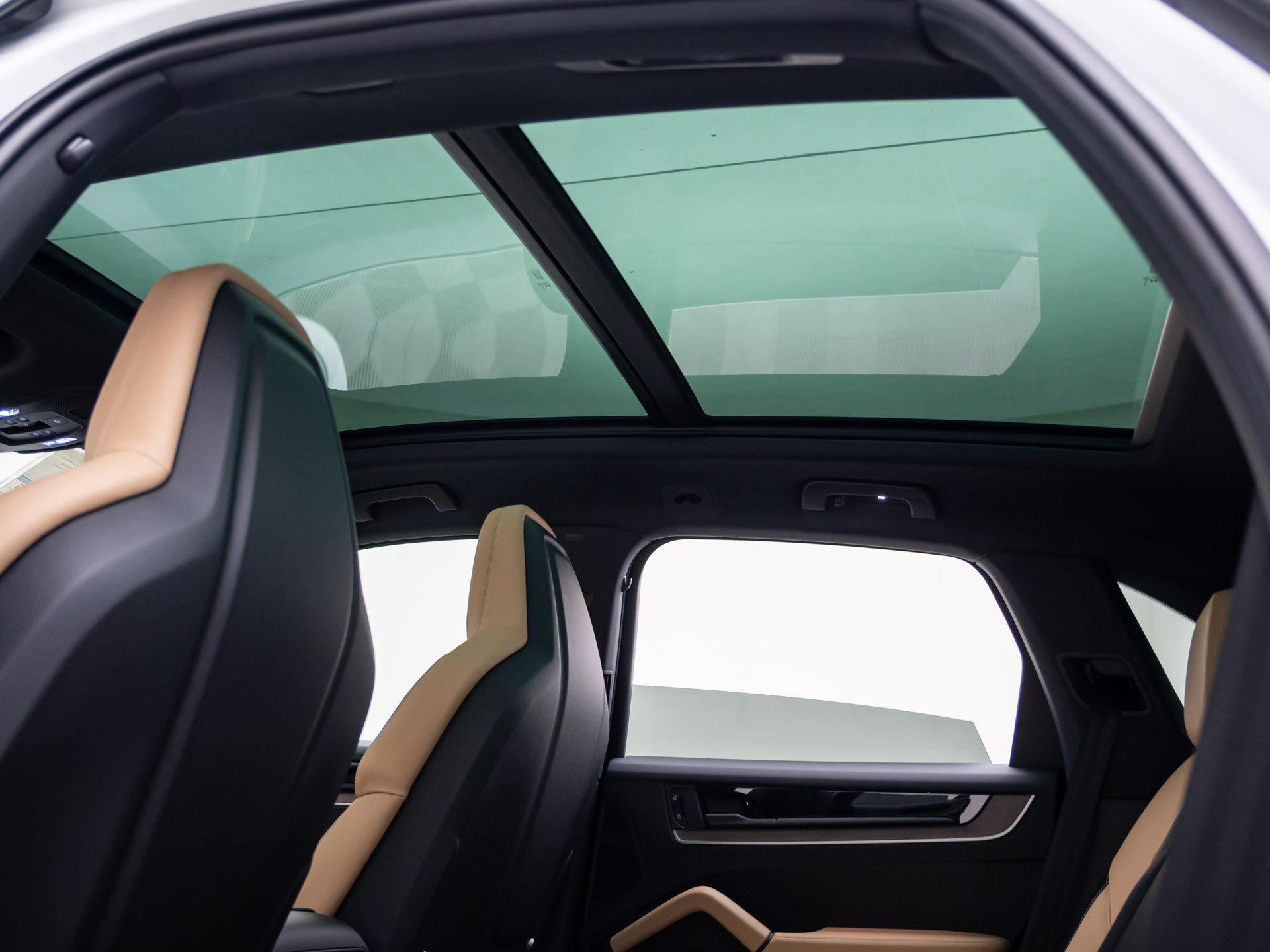 New 2026 Porsche Cayenne AWD/4WD image 18