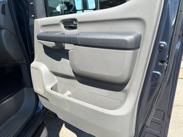 Used 2018 Nissan NV 3500 SL RWD image 8