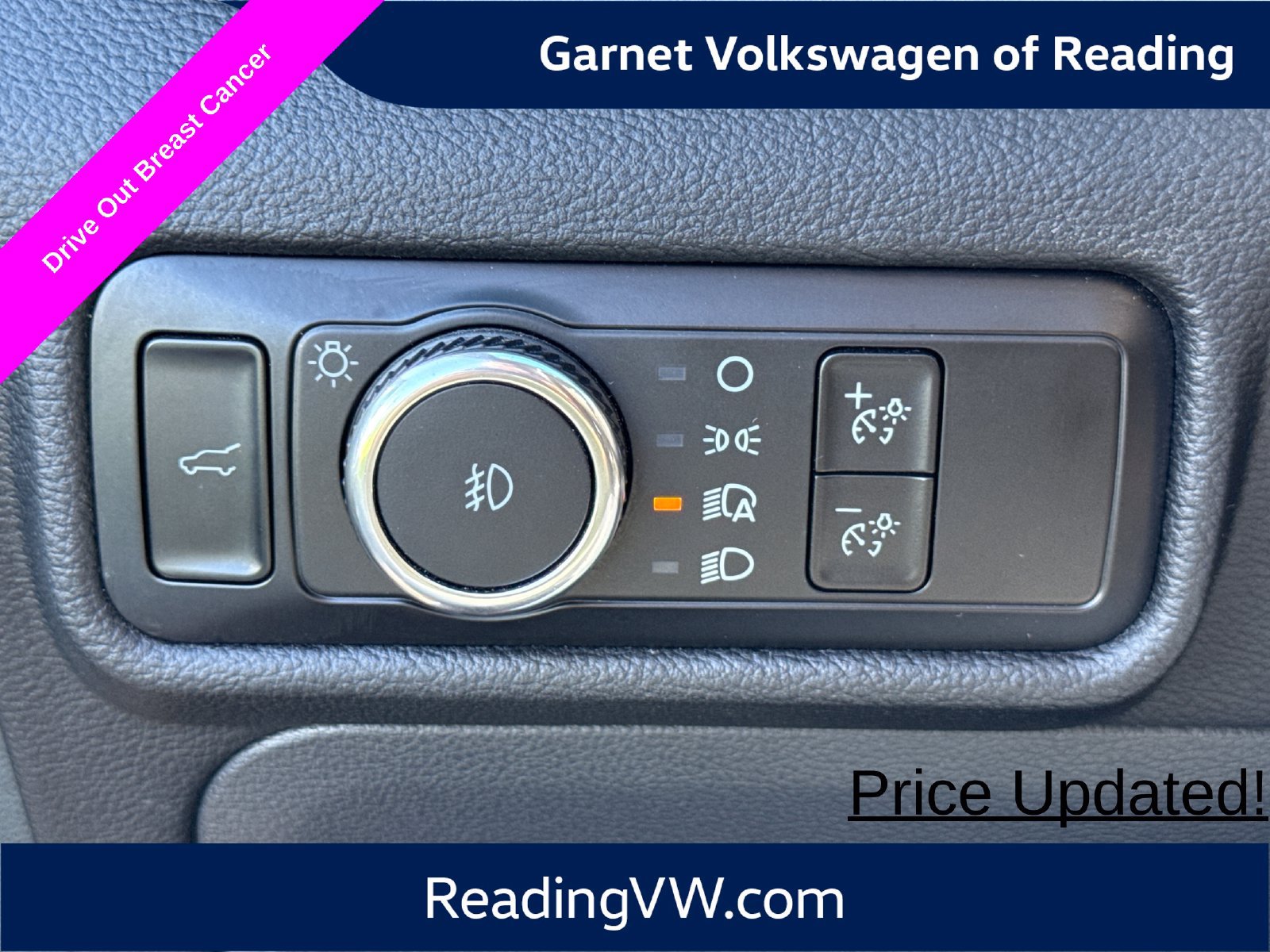 Used 2023 Ford Explorer XLT w/ Equipment Group 202A AWD/4WD image 32