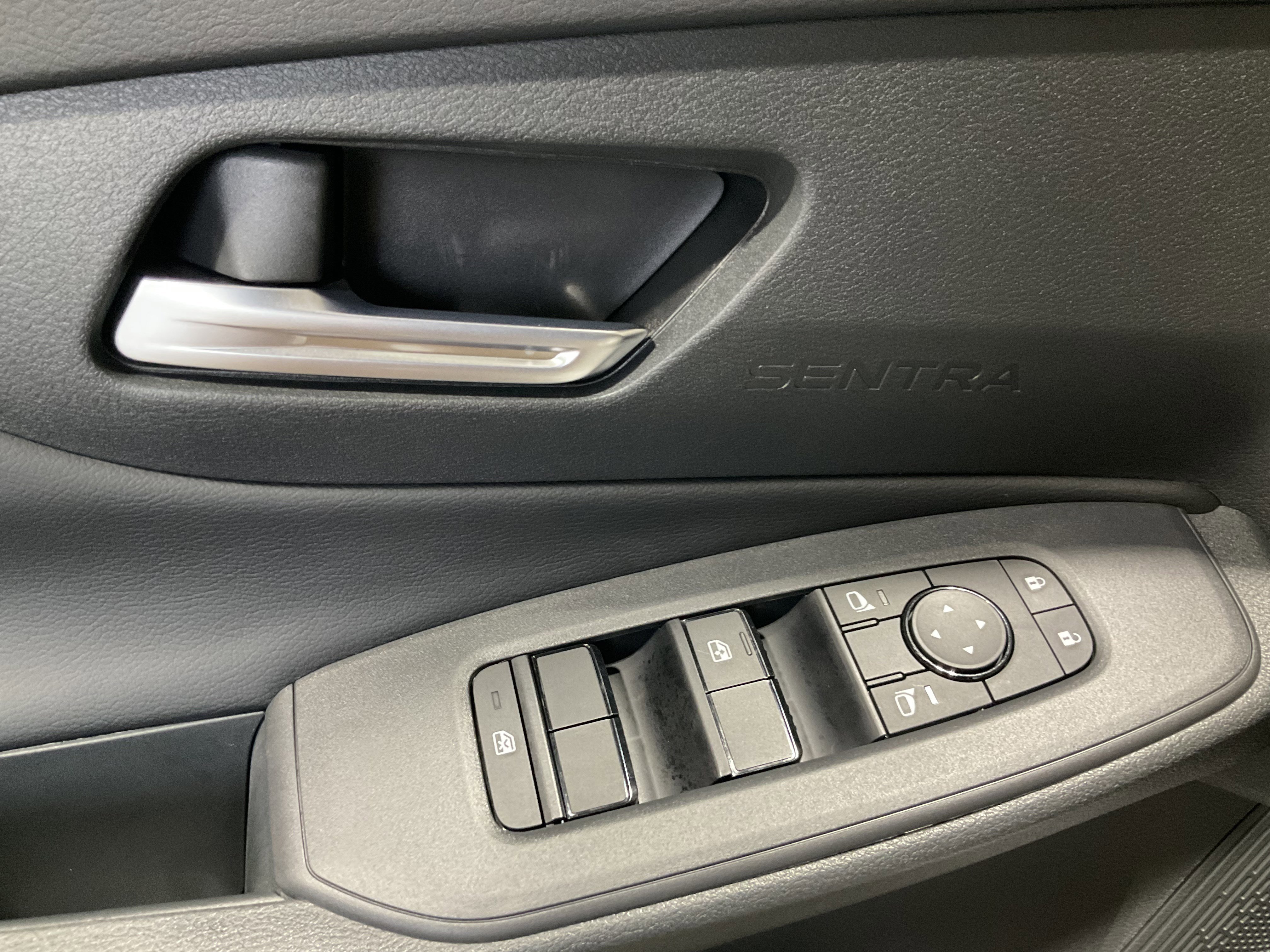 Used 2026 Nissan Sentra S w/ S Cold Weather Package image 27