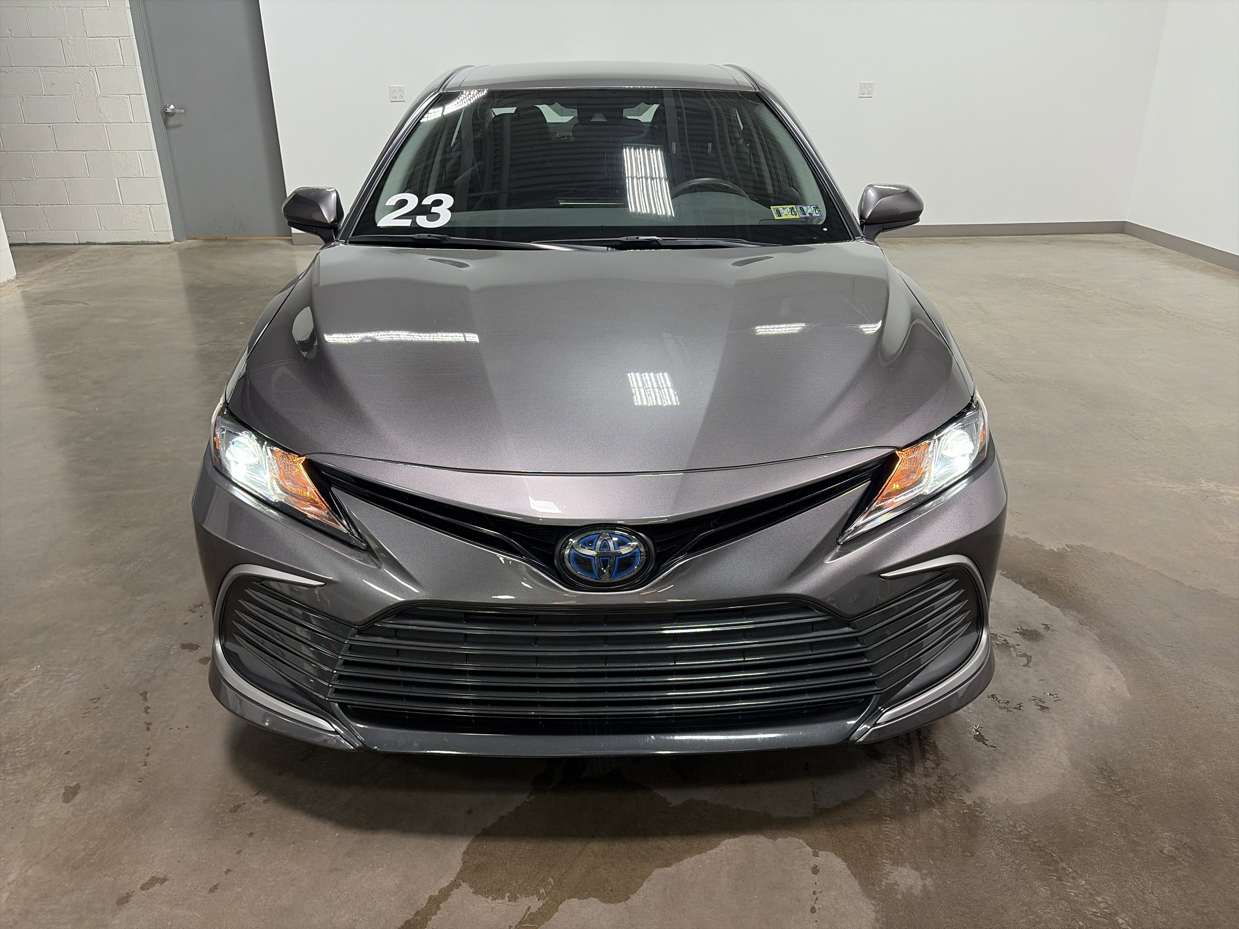 Used 2023 Toyota Camry LE image 34
