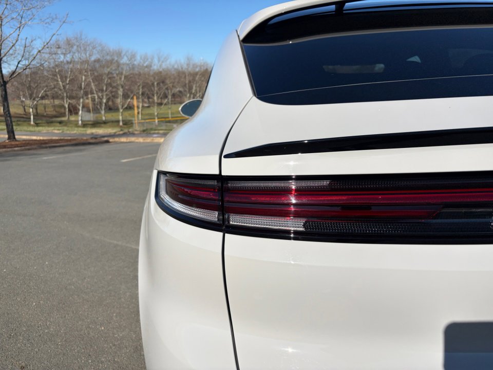 Certified 2025 Porsche Cayenne Coupe image 14