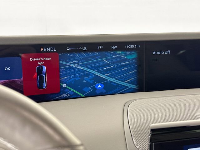 Used 2024 Lincoln Nautilus Premier w/ Equipment Group 102A image 13