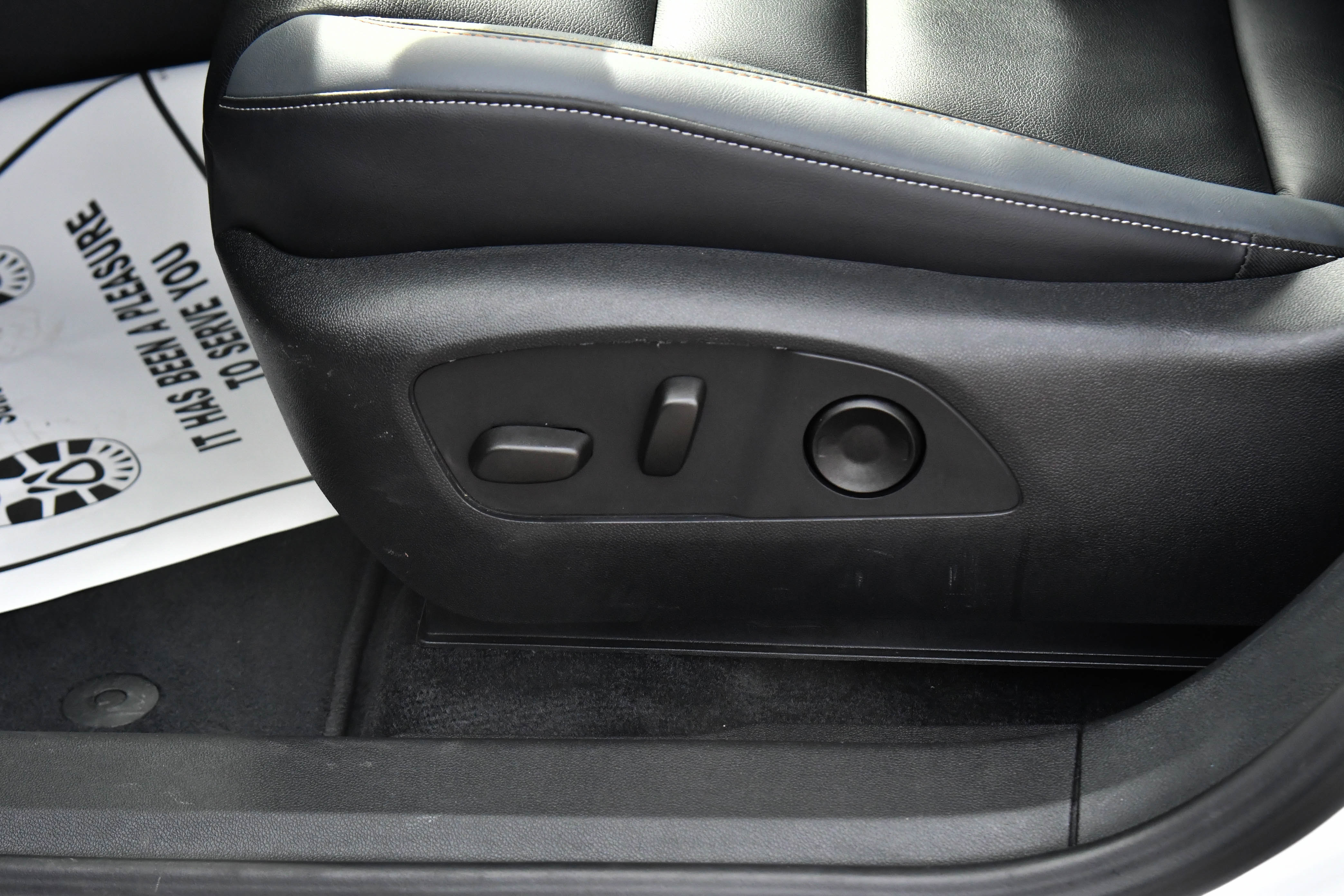 Used 2024 Honda Prologue Touring image 17