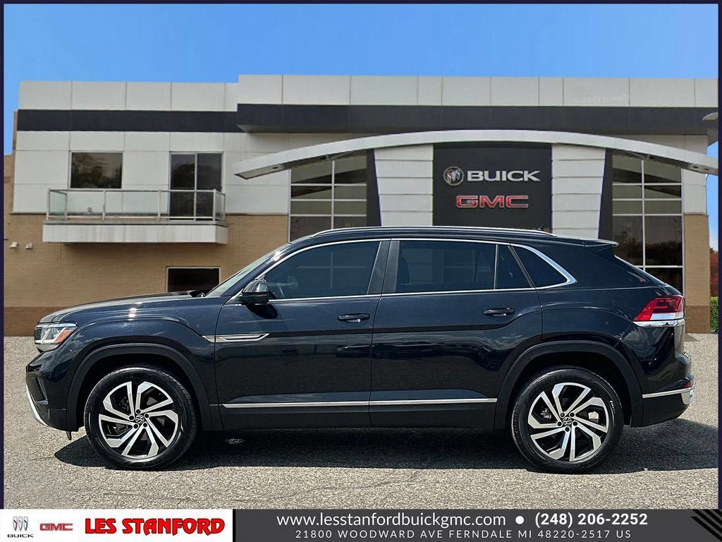 Used 2022 Volkswagen Atlas Cross Sport SEL AWD/4WD image 2