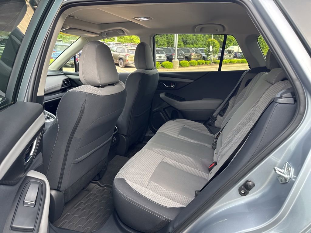 Used 2023 Subaru Outback Premium AWD/4WD image 14