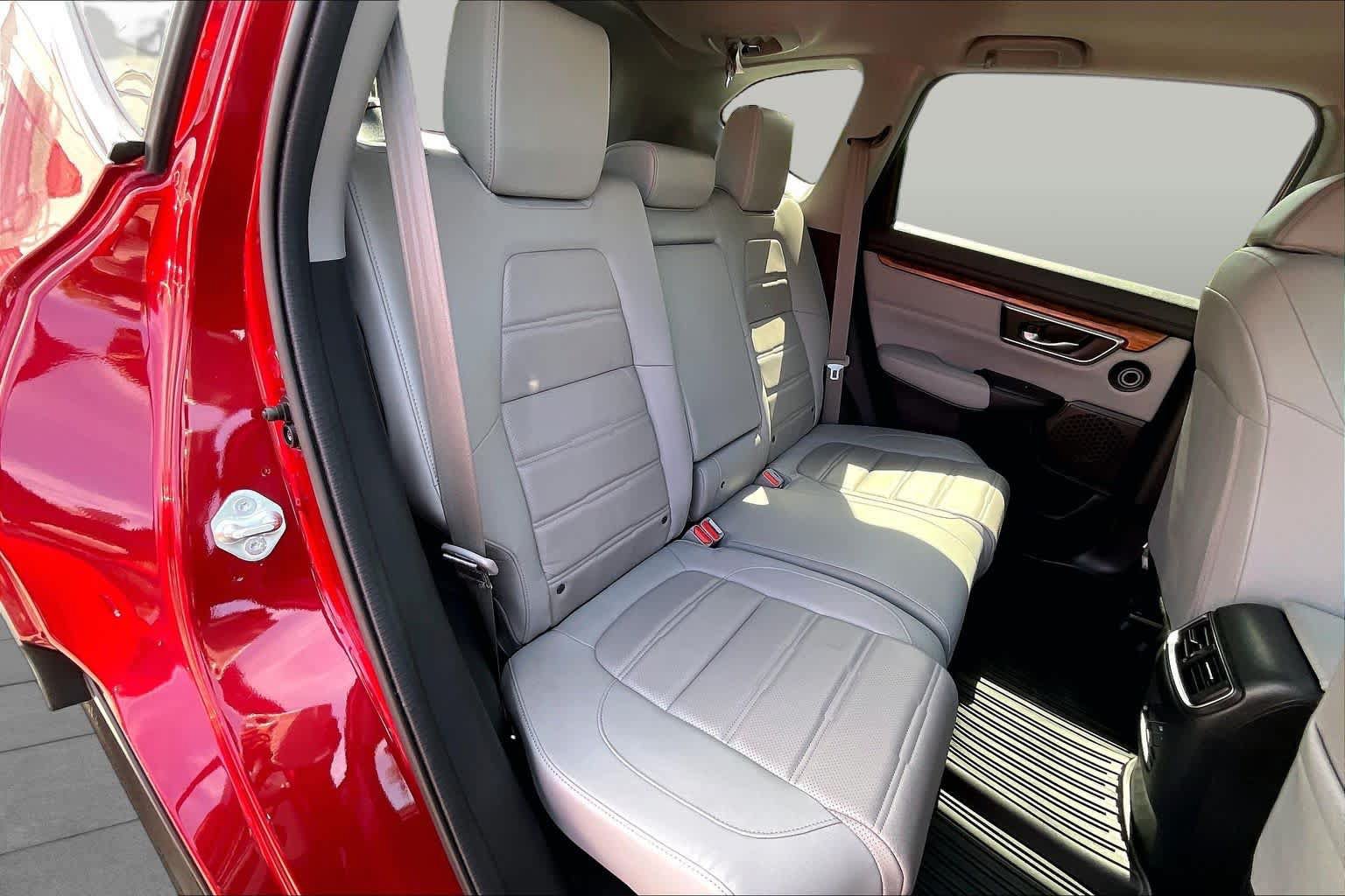 Used 2022 Honda CR-V Touring image 19