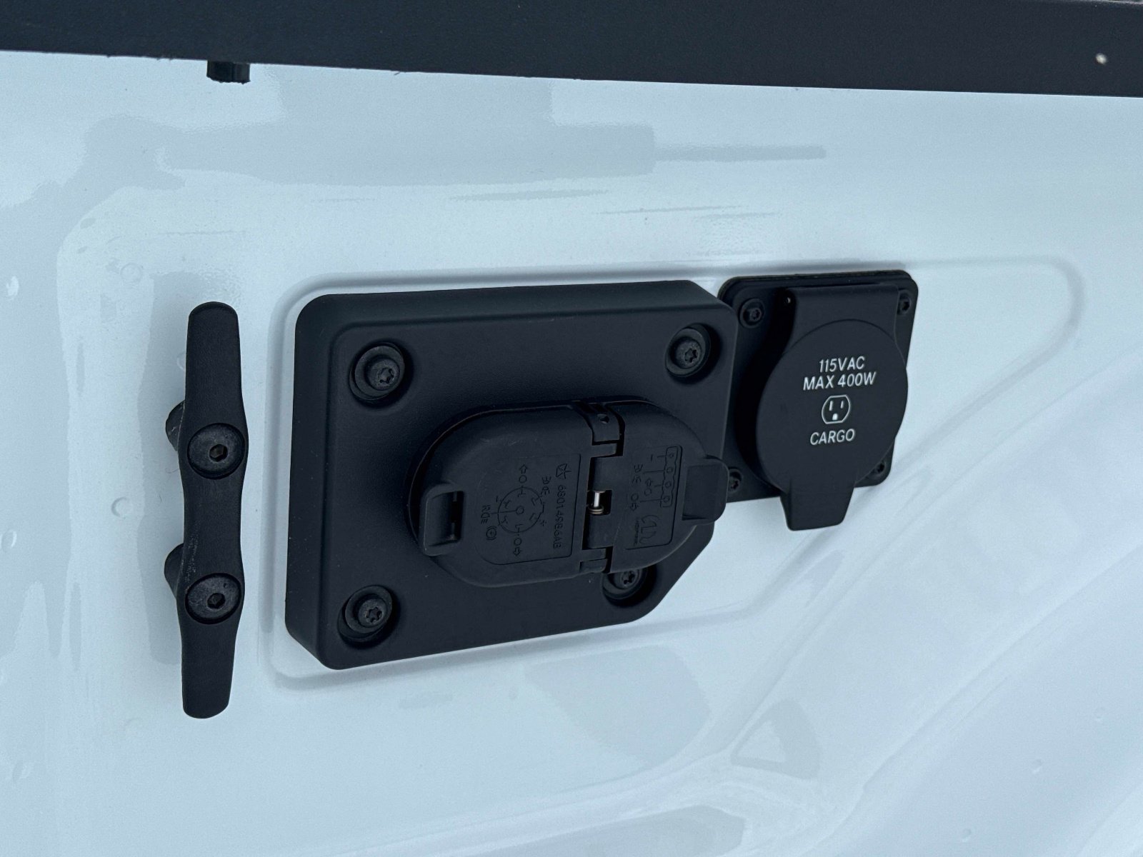Certified 2025 RAM 2500 Tradesman AWD/4WD image 13