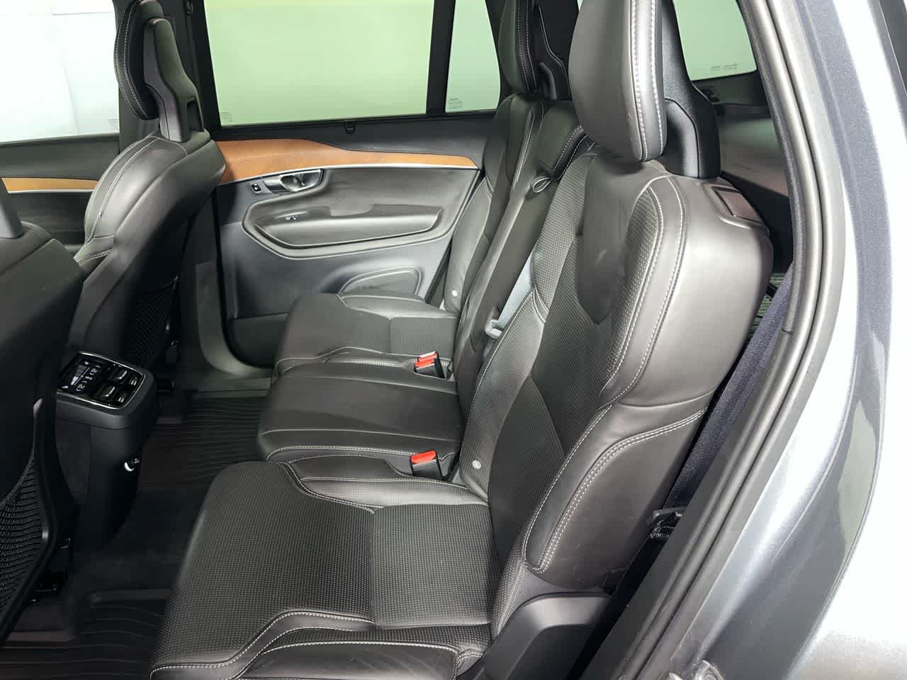 Used 2016 Volvo XC90 T6 Inscription w/ Protection Package Plus AWD/4WD image 27