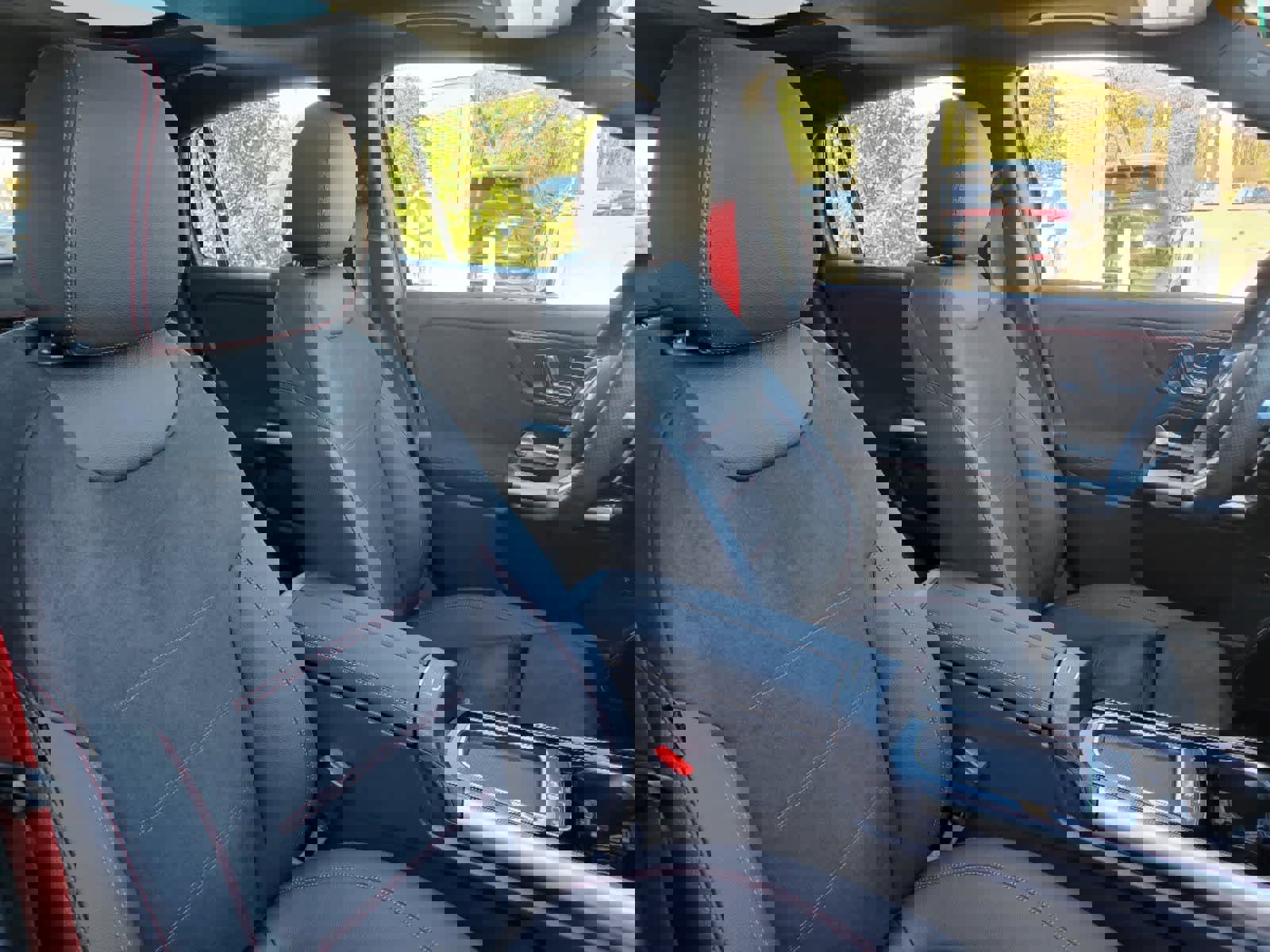 New 2025 Mercedes-Benz GLA 35 AMG 4MATIC image 21