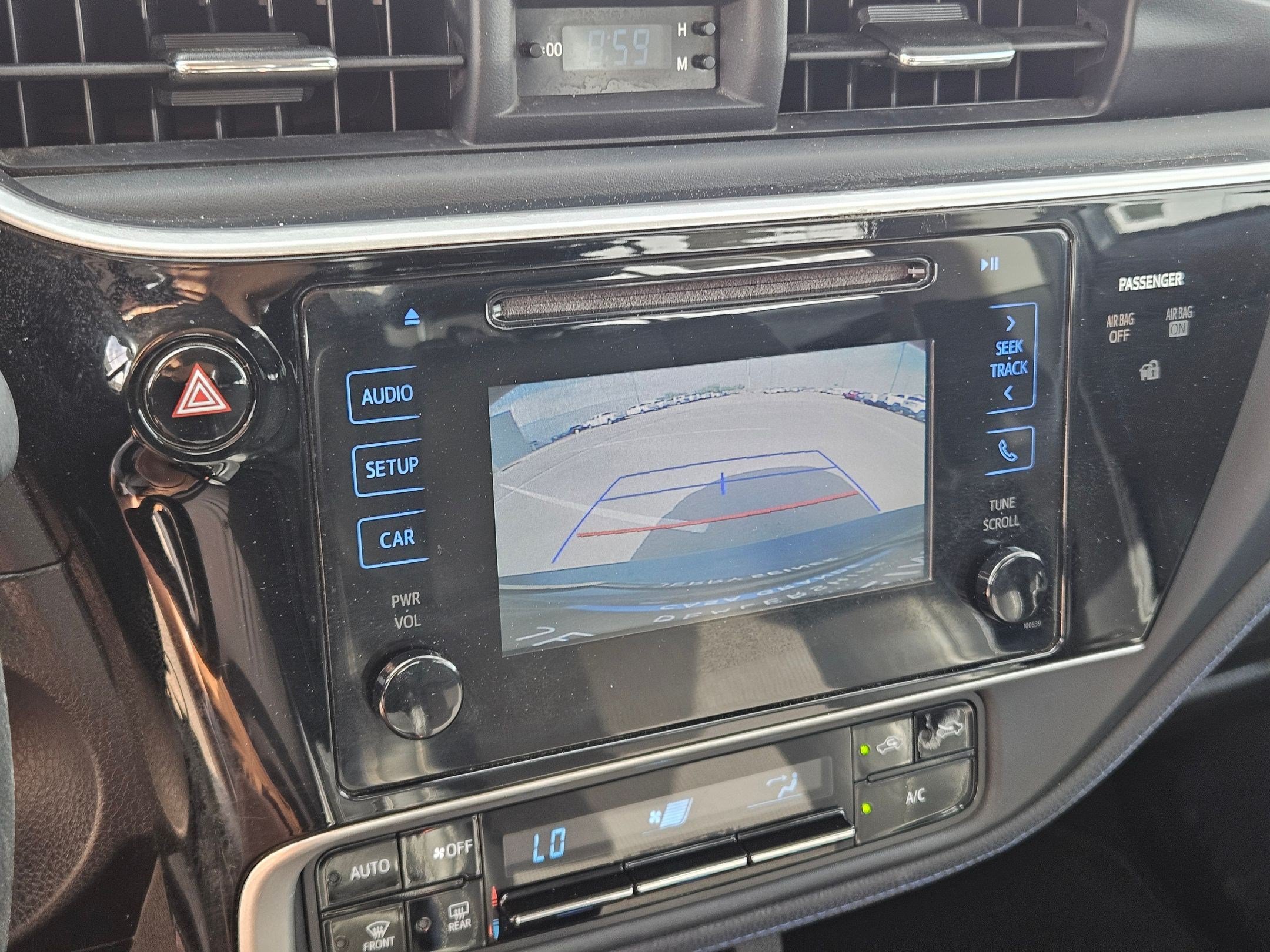 Used 2017 Toyota Corolla L FWD image 19