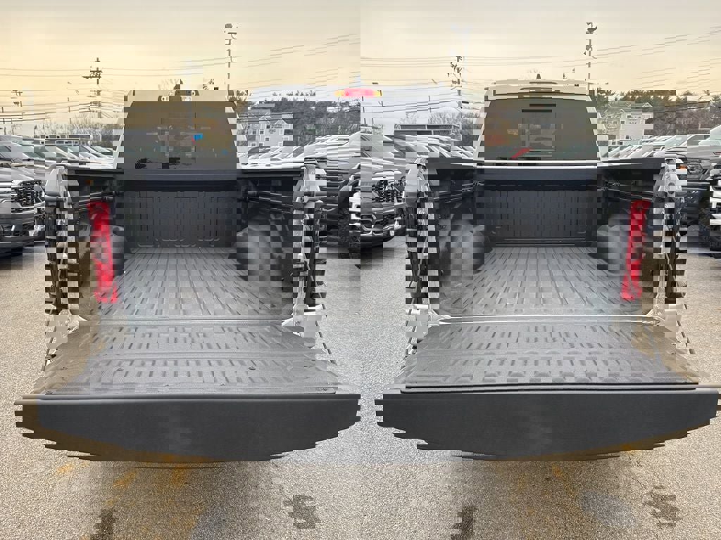 New 2026 RAM 1500 4x4 Crew Cab image 26