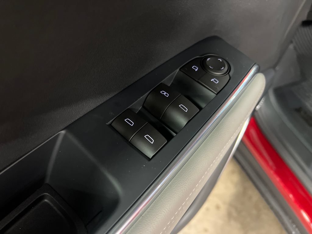 New 2026 GMC Acadia Elevation w/ Elevation Premium Package AWD/4WD image 16