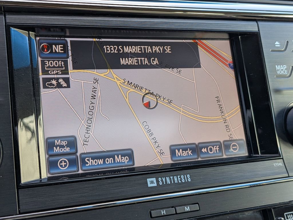Used 2013 Toyota Avalon Limited FWD image 22