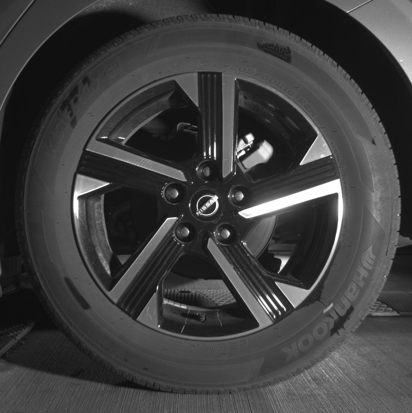 Used 2025 Nissan Sentra SV image 14