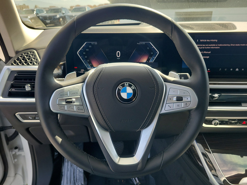Used 2024 BMW X7 xDrive40i w/ Premium Package AWD/4WD image 26