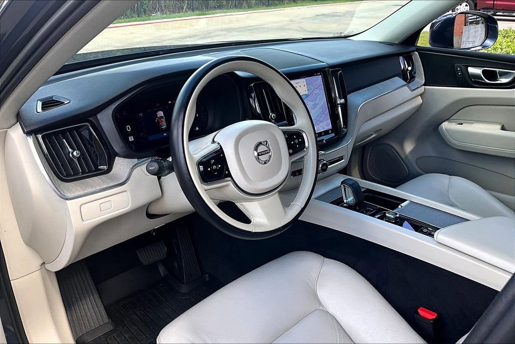 Certified 2023 Volvo XC60 B5 Plus w/ Climate Package AWD/4WD image 19