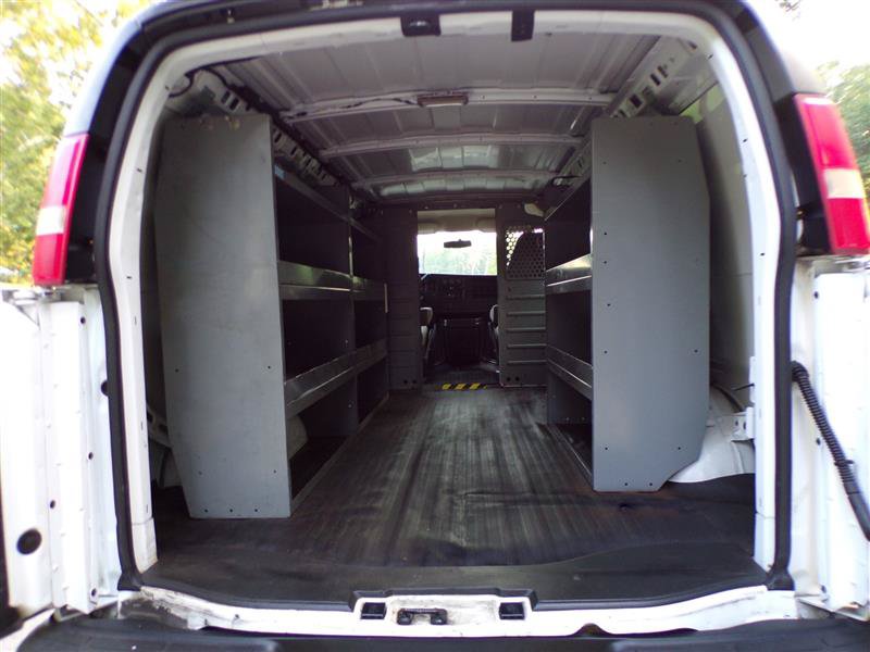 Used 2012 Chevrolet Express 2500 RWD image 27