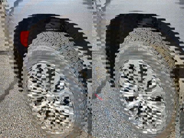 Certified 2022 GMC Yukon Denali image 32