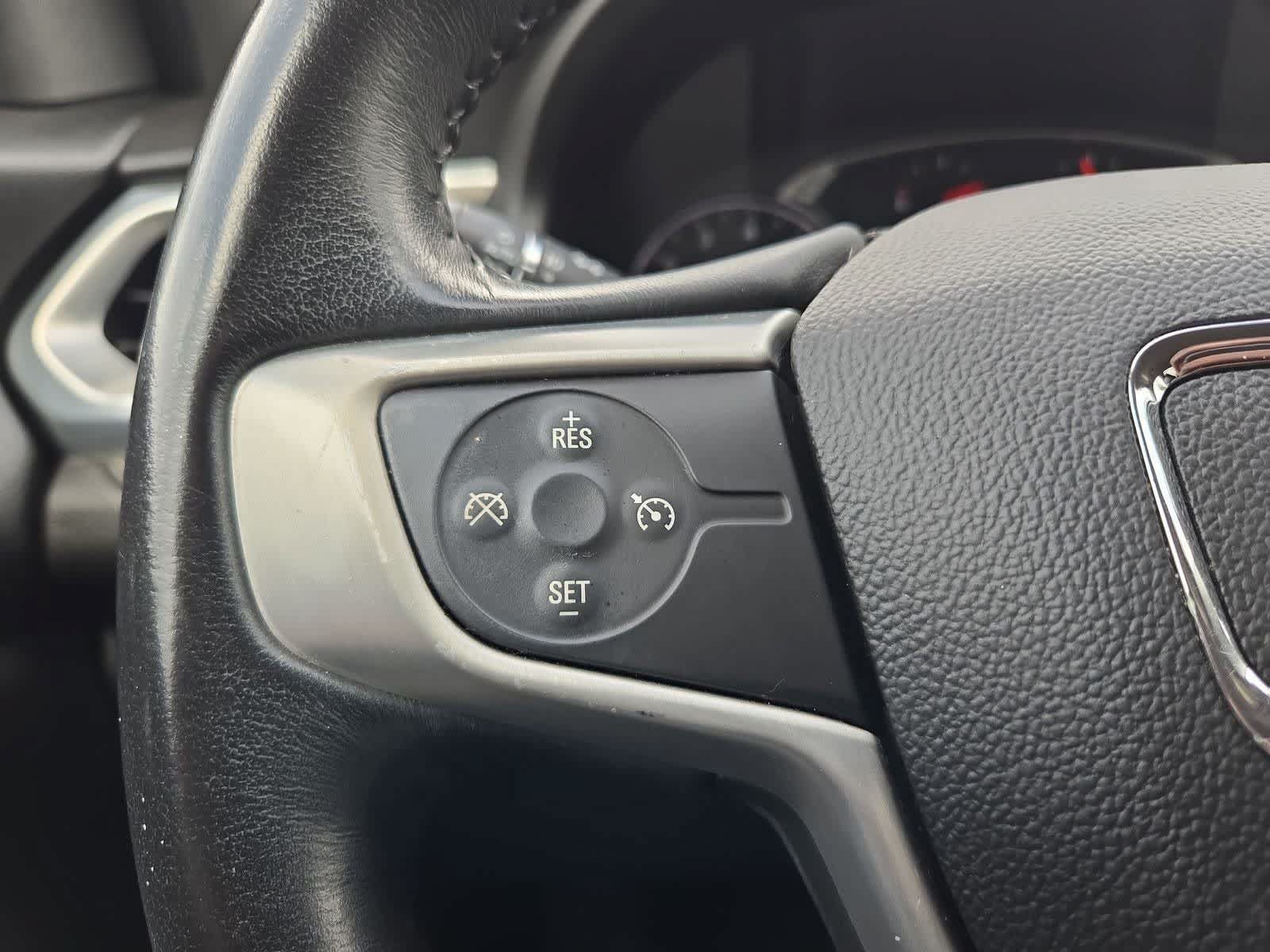 Used 2018 GMC Acadia SLT FWD image 22