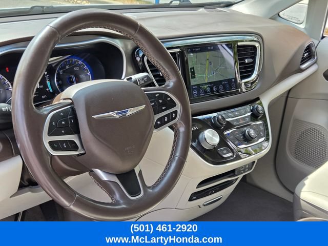 Used 2019 Chrysler Pacifica Touring-L Plus w/ Advanced Safetytec Group FWD image 8