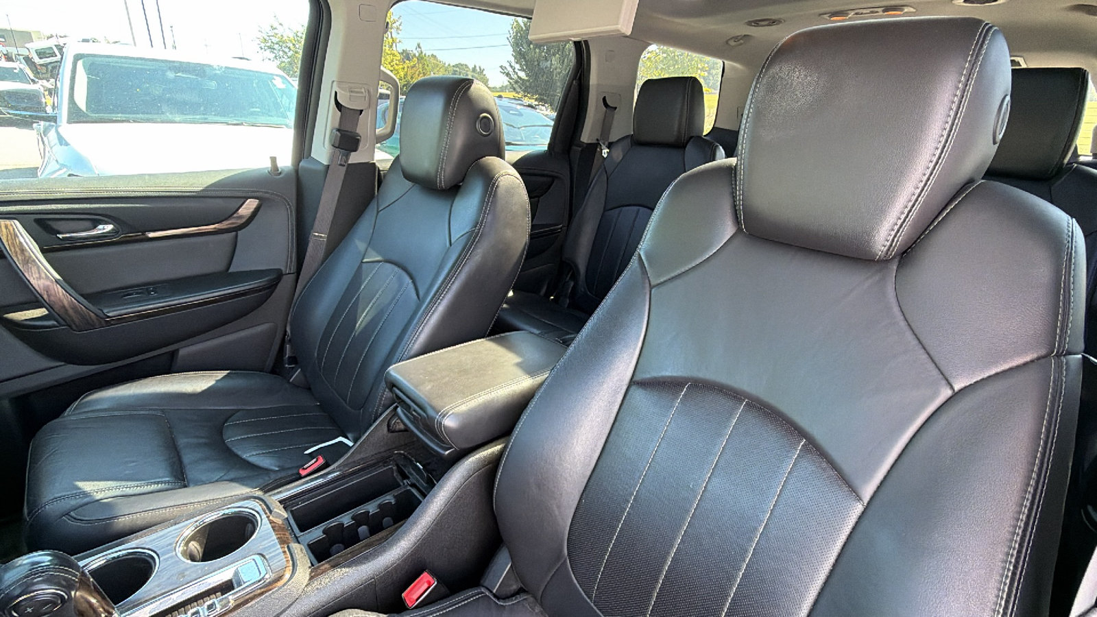 Used 2016 GMC Acadia Denali AWD/4WD image 18