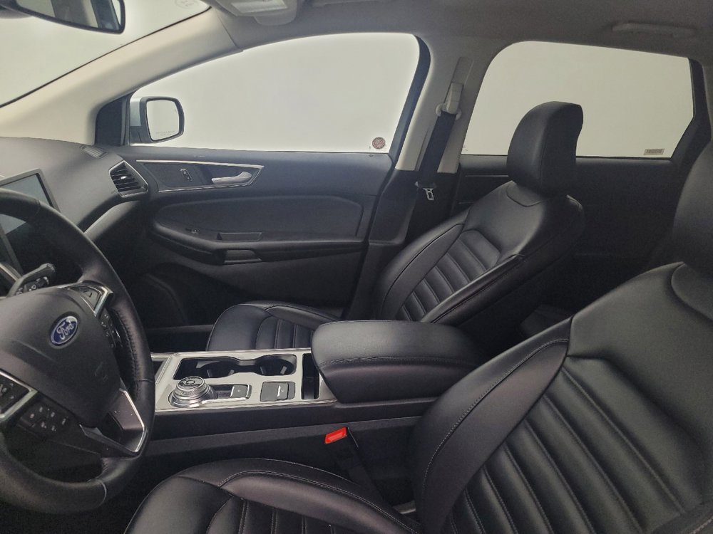 Used 2024 Ford Edge SEL image 17