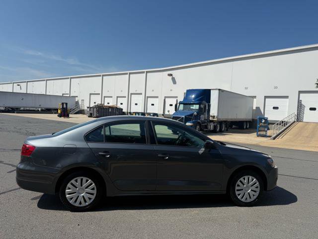 Used 2011 Volkswagen Jetta Sedan image 5