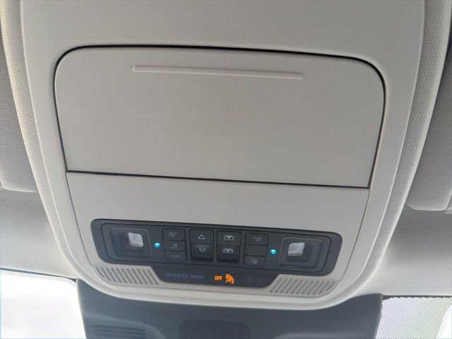 Used 2025 Ford Expedition Max Platinum w/ Driver's Package image 59