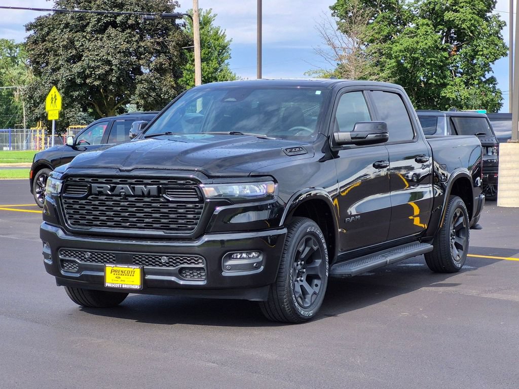 Used 2025 RAM 1500 Big Horn AWD/4WD image 3