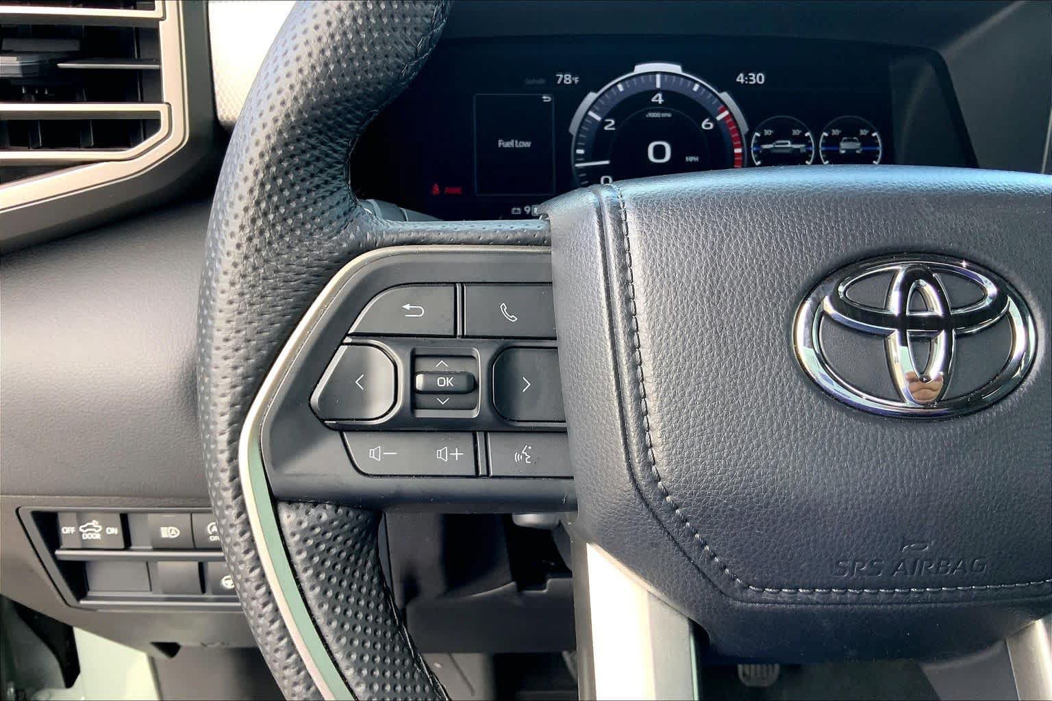 Used 2026 Toyota Tundra Limited AWD/4WD image 24