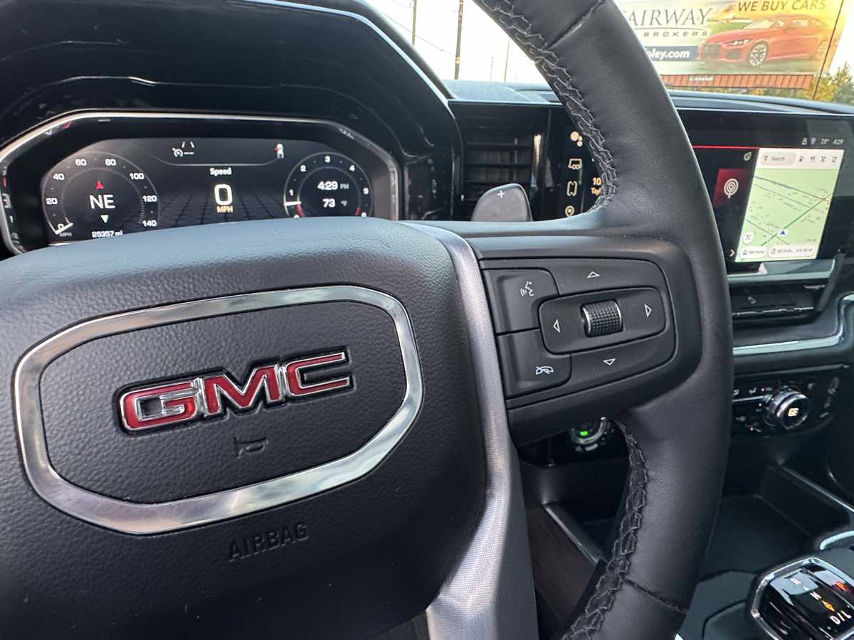 Used 2023 GMC Sierra 1500 SLT w/ SLT Premium Package image 18