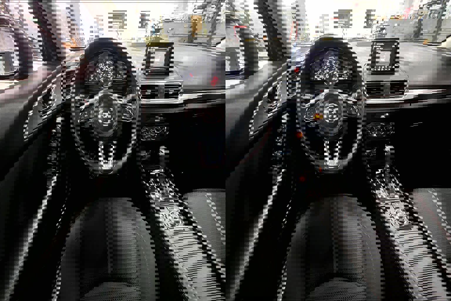 Used 2017 MAZDA MAZDA3 Sport w/ Preferred Equipment Package image 5