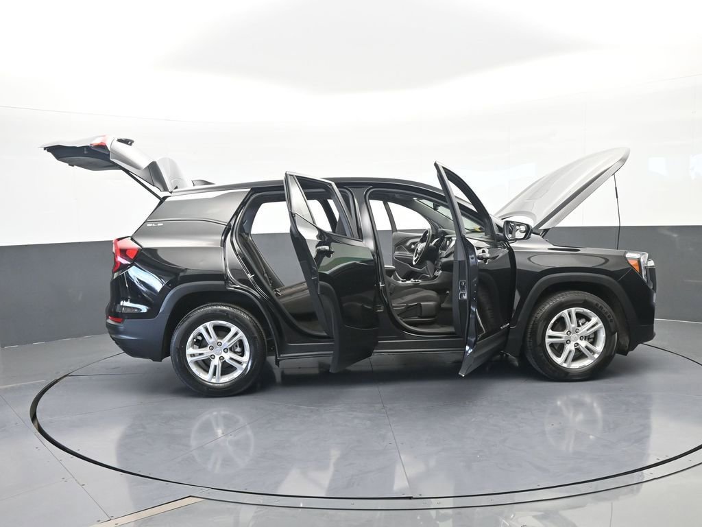 Used 2023 GMC Terrain SLE image 68