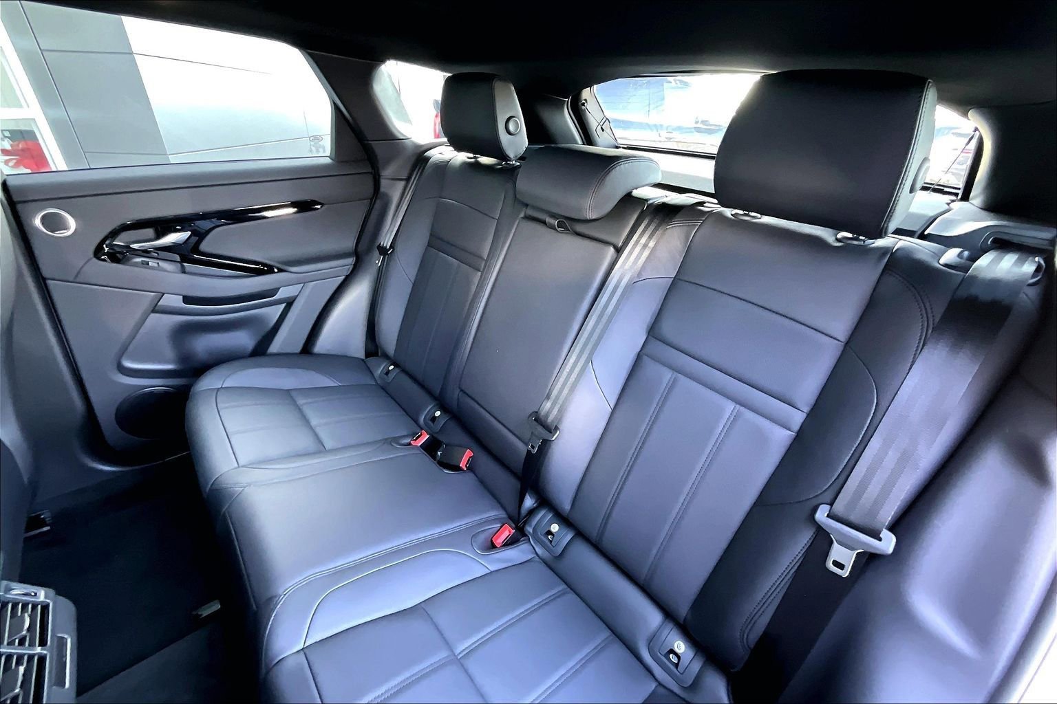New 2026 Land Rover Range Rover Evoque S image 10