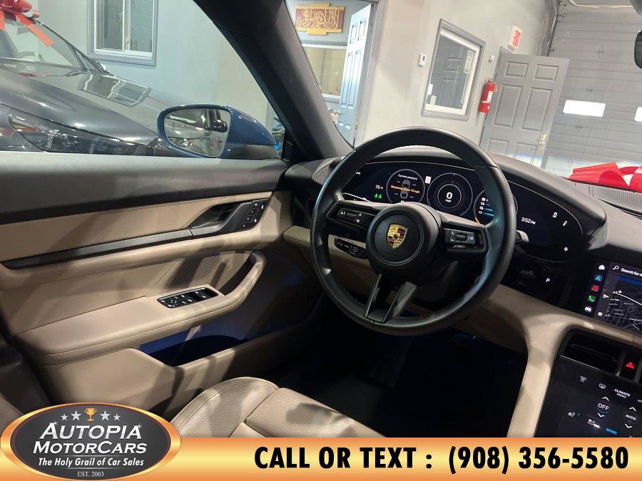 Used 2023 Porsche Taycan w/ Premium Package RWD image 27