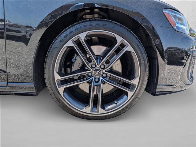 Used 2025 Audi A8 L 3.0T AWD/4WD image 24