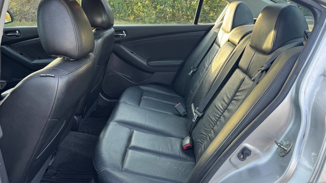 Used 2011 Nissan Altima 2.5 SL w/ 2.5SL Pkg image 12