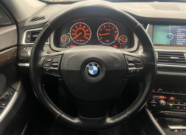 Used 2010 BMW 550i Gran Turismo xDrive AWD/4WD image 20