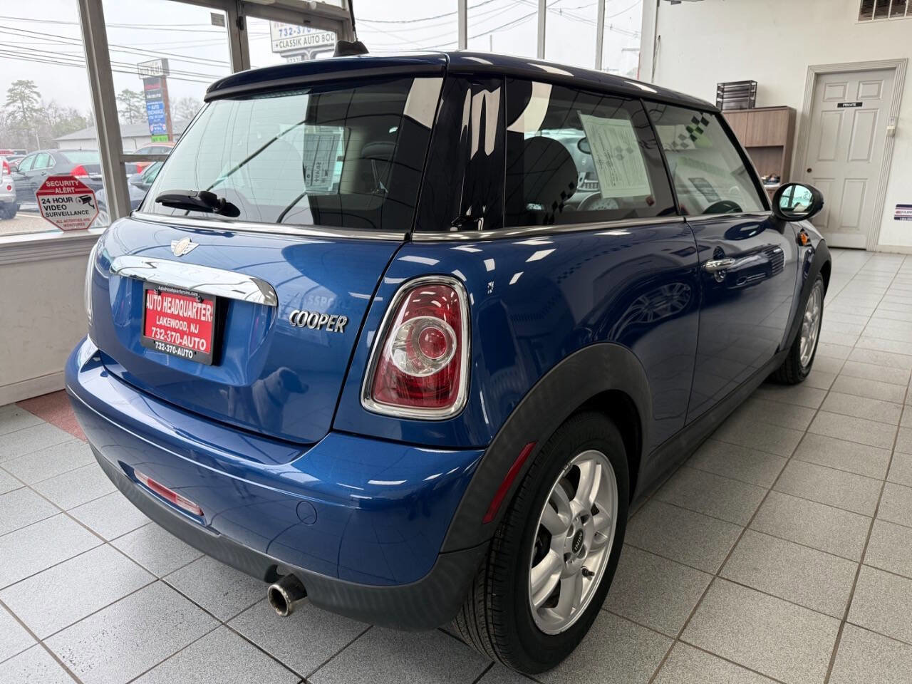 Used 2012 MINI Cooper Hardtop image 5