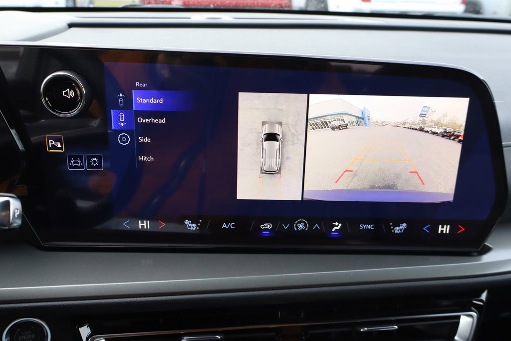 New 2026 Chevrolet Traverse LT w/ Midnight/Sport Edition image 11