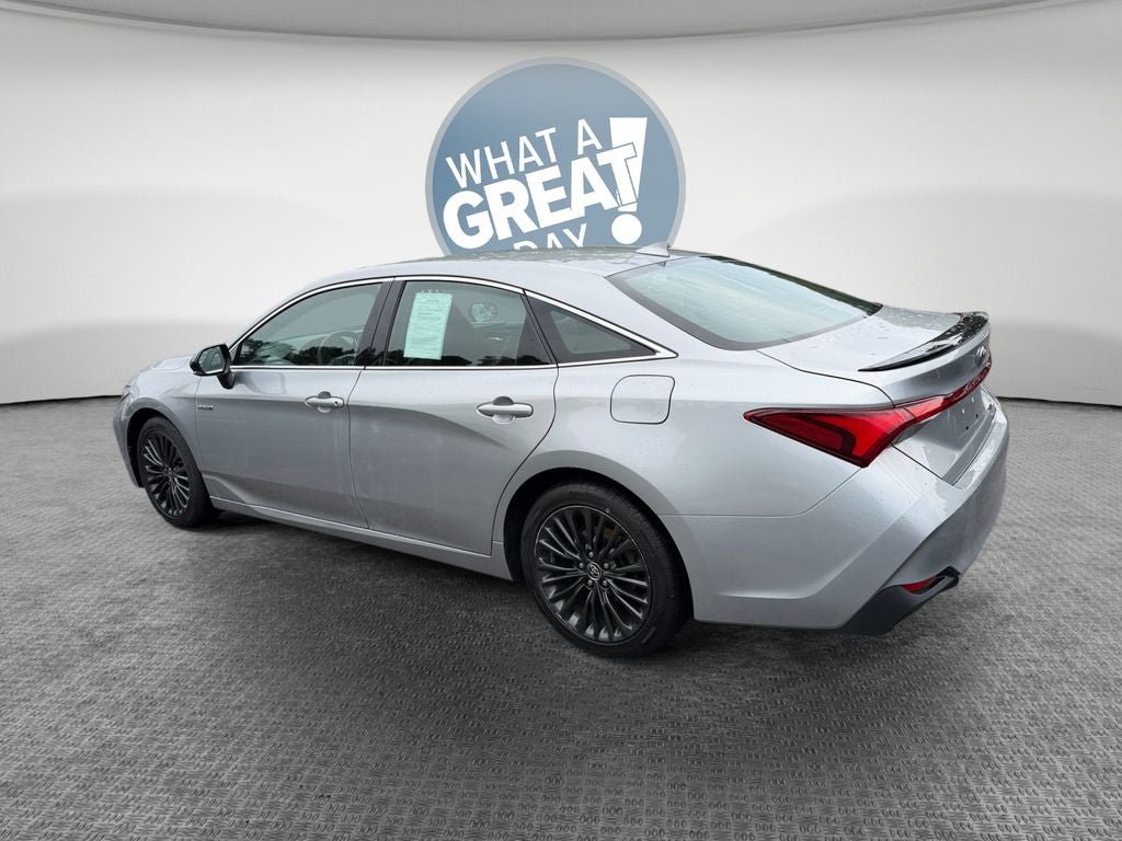 Certified 2021 Toyota Avalon XSE FWD image 6