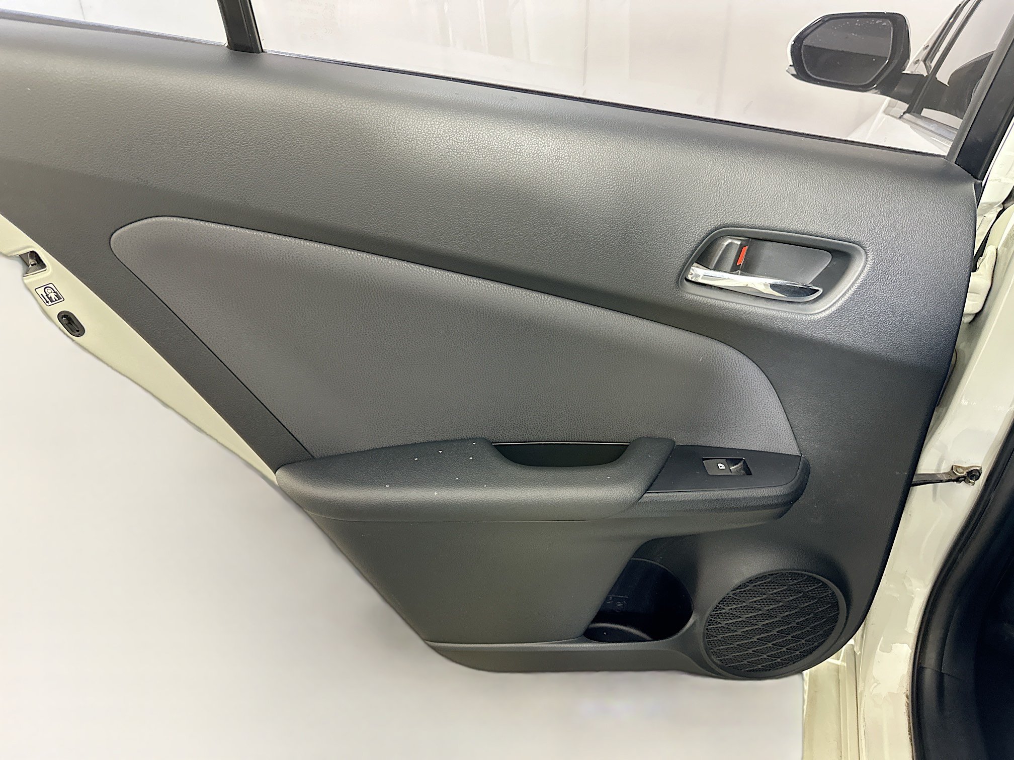 Used 2016 Toyota Prius Two FWD image 24