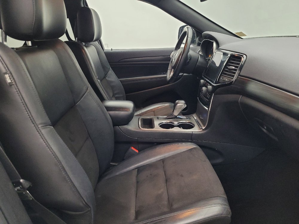 Used 2019 Jeep Grand Cherokee Altitude RWD image 21