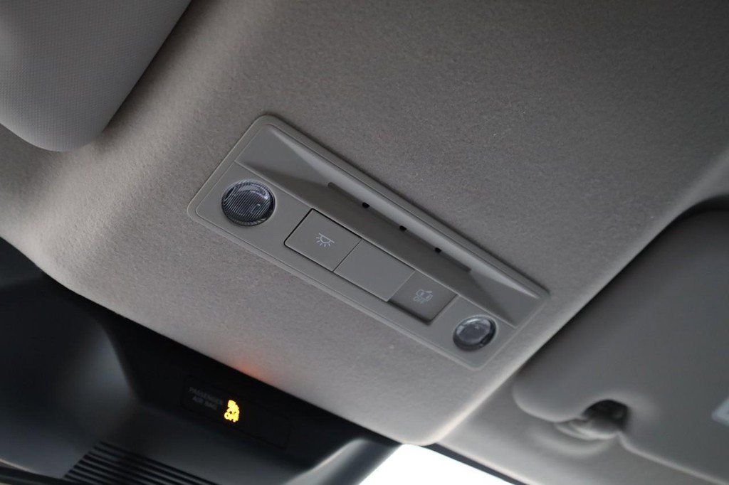 New 2026 Nissan Kicks SV w/ Cold Weather Package image 17