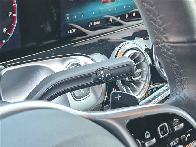 Used 2022 Mercedes-Benz GLB 250 image 12