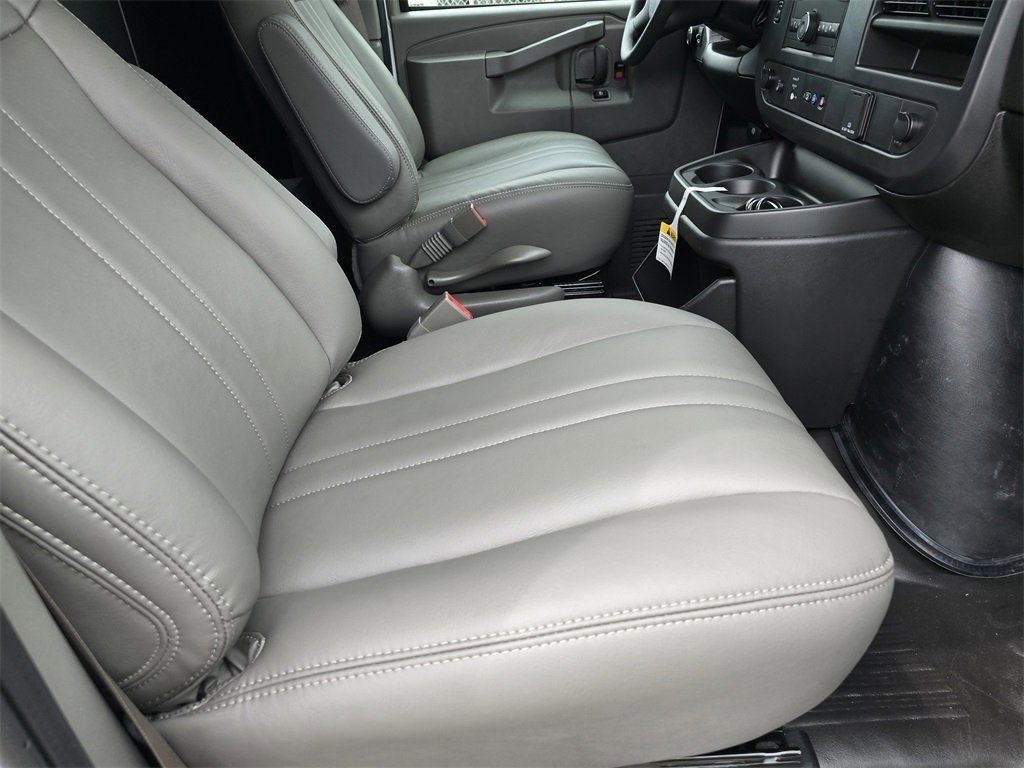 New 2025 Chevrolet Express 2500 w/ Communications Package image 13
