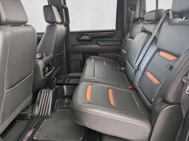 Used 2024 GMC Sierra 2500 AT4 w/ AT4 Premium Plus Package AWD/4WD image 17